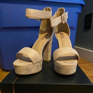 Lulus Acee Natural Suede Platform Heels Beige - Size 8